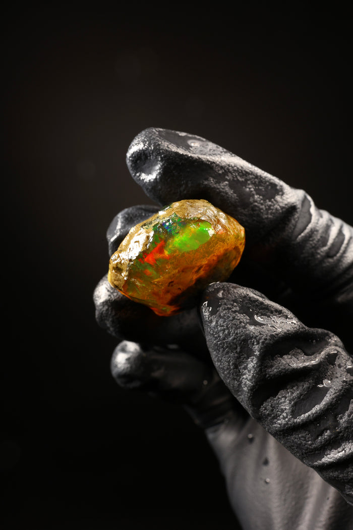 8.65g Rough Ethiopian Welo Specimen Opal