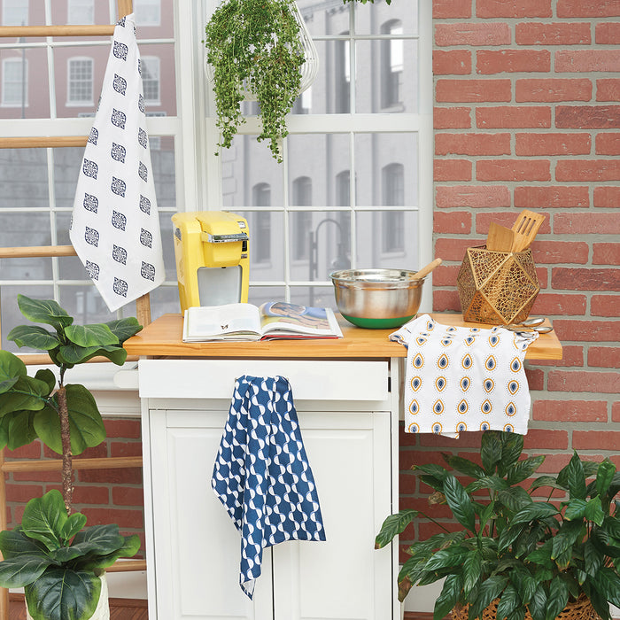 A arabesque printed towel.