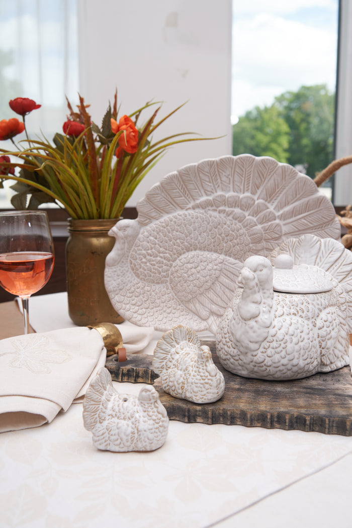 A White Turkey Cookie Jar.