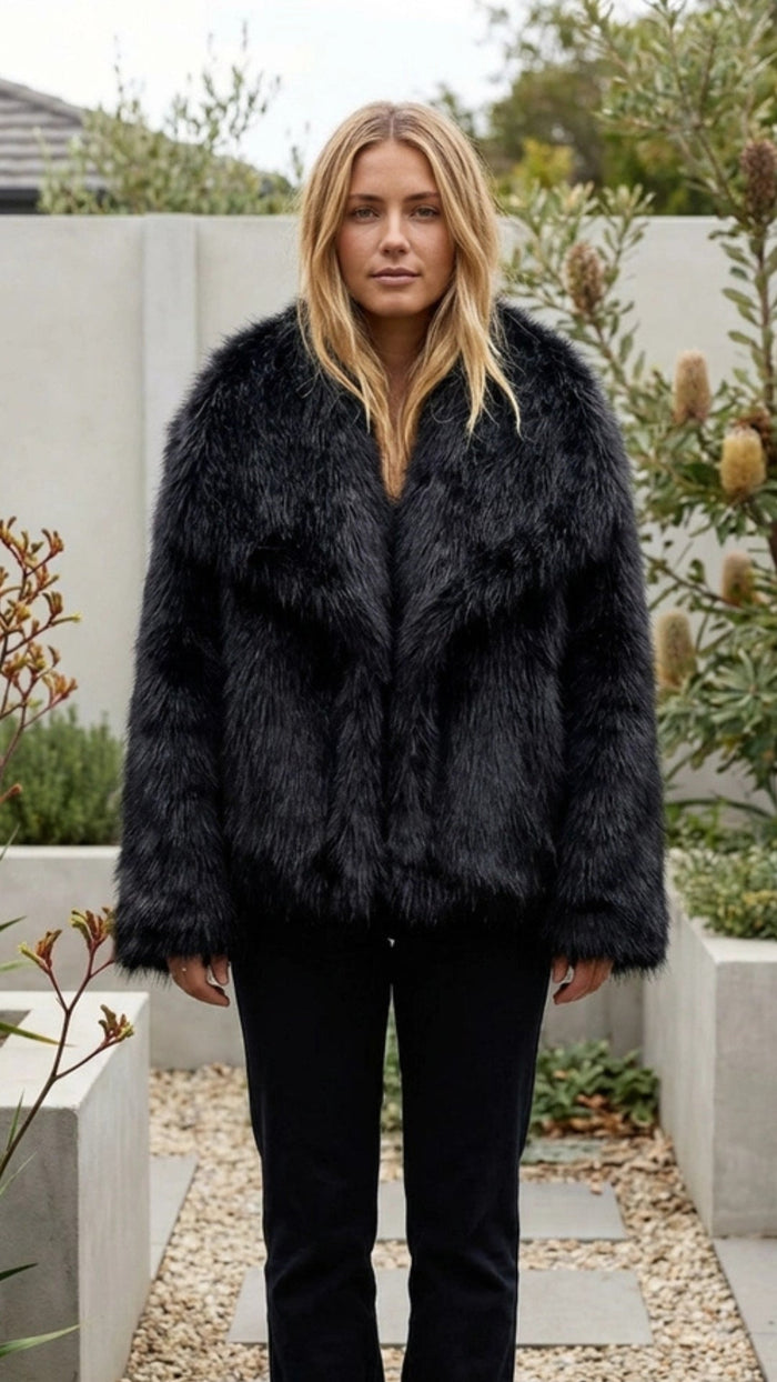Black / 6