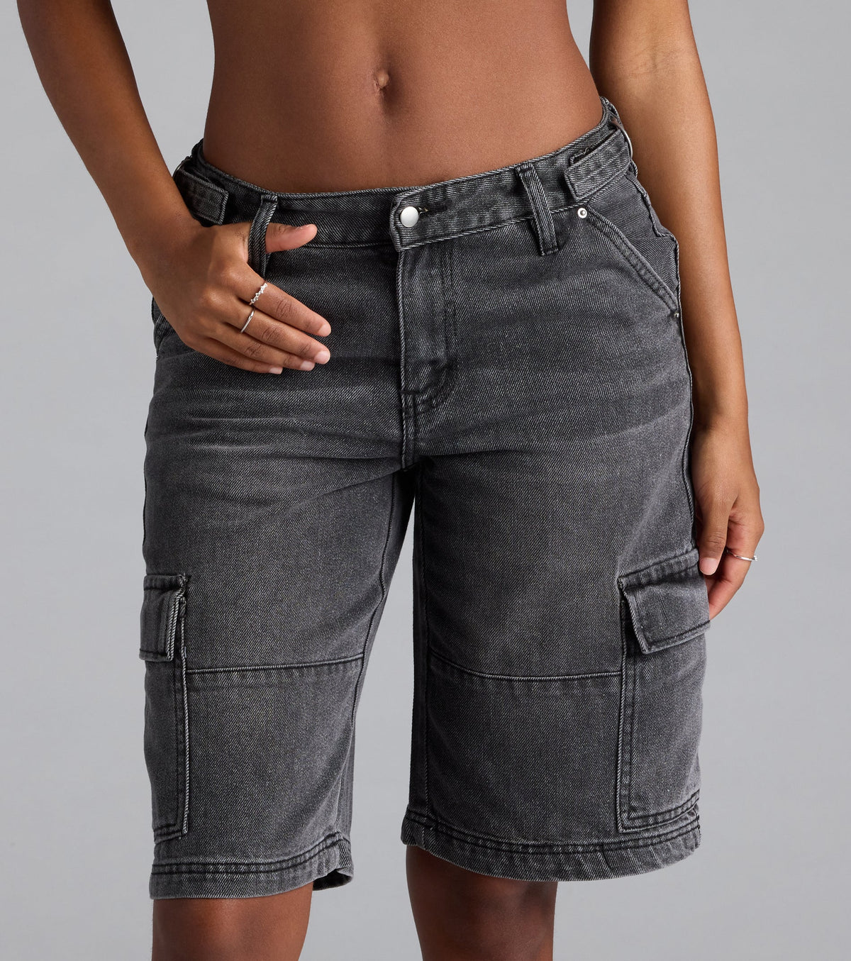 Majorly Fresh Mid-Rise Cargo Denim Jorts