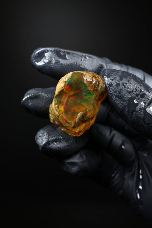 15.99g Rough Ethiopian Welo Specimen Opal