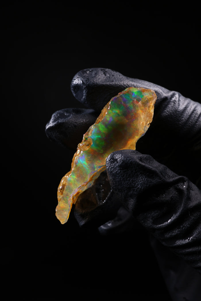 16.66g Rough Ethiopian Welo Specimen Opal