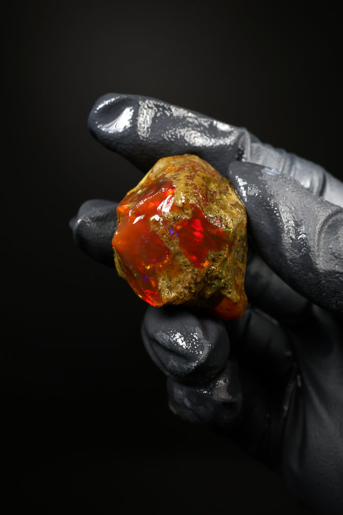 18.60g Rough Ethiopian Welo Specimen Opal