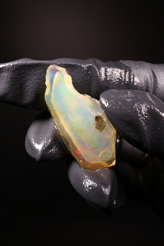 4.96g Rough Ethiopian Welo Specimen Opal