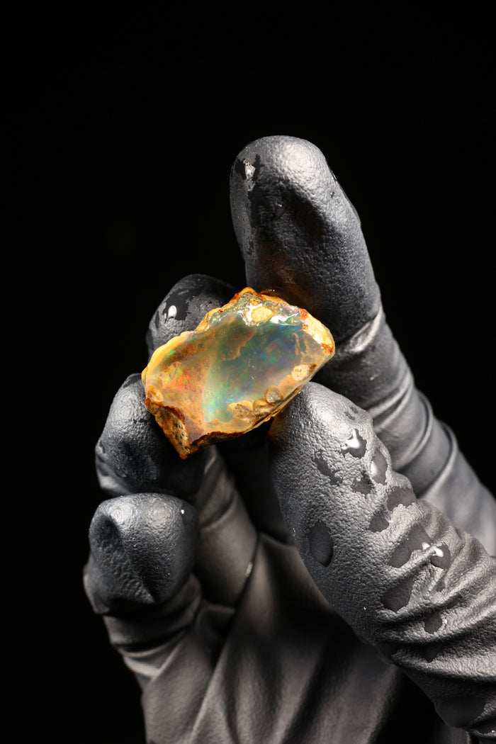 5.03g Rough Ethiopian Welo Specimen Opal