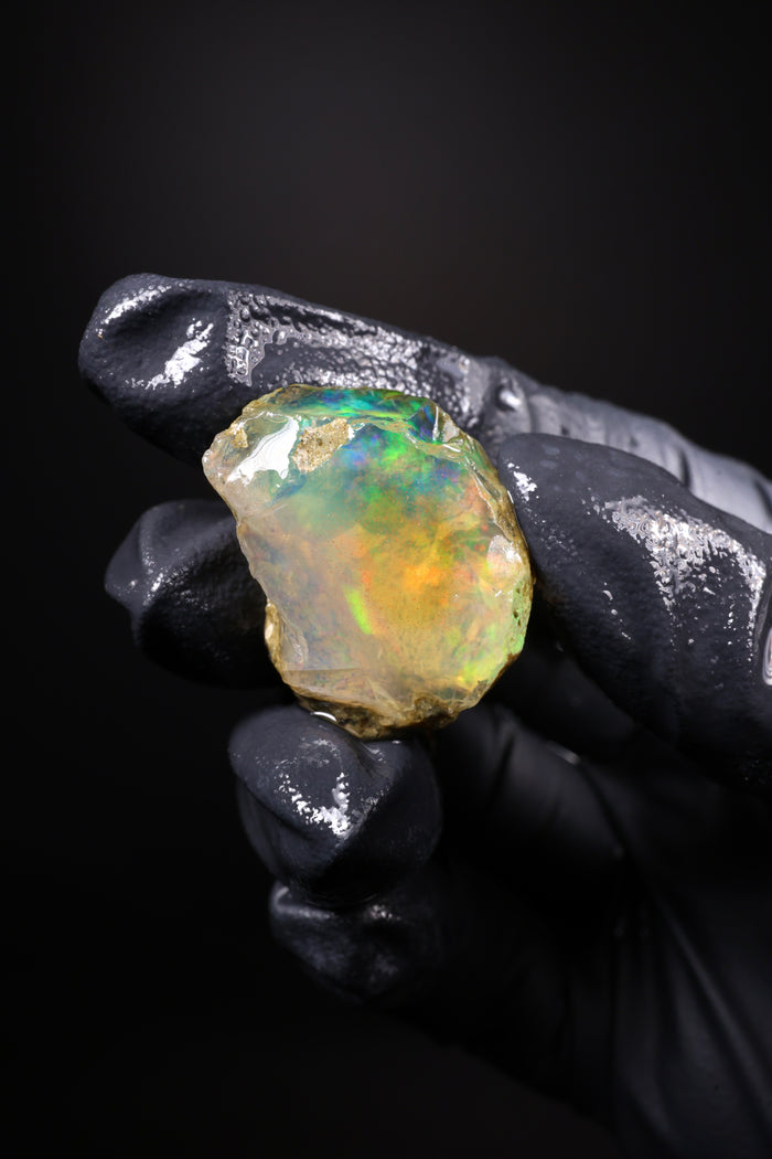 7.07g Rough Ethiopian Welo Specimen Opal