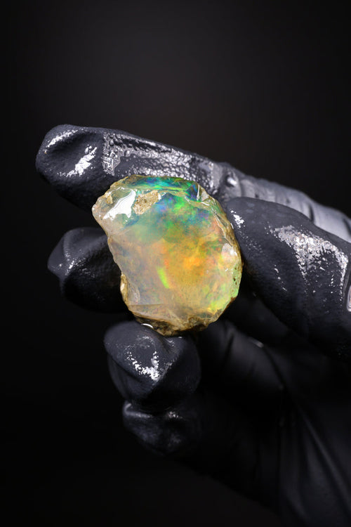 7.07g Rough Ethiopian Welo Specimen Opal