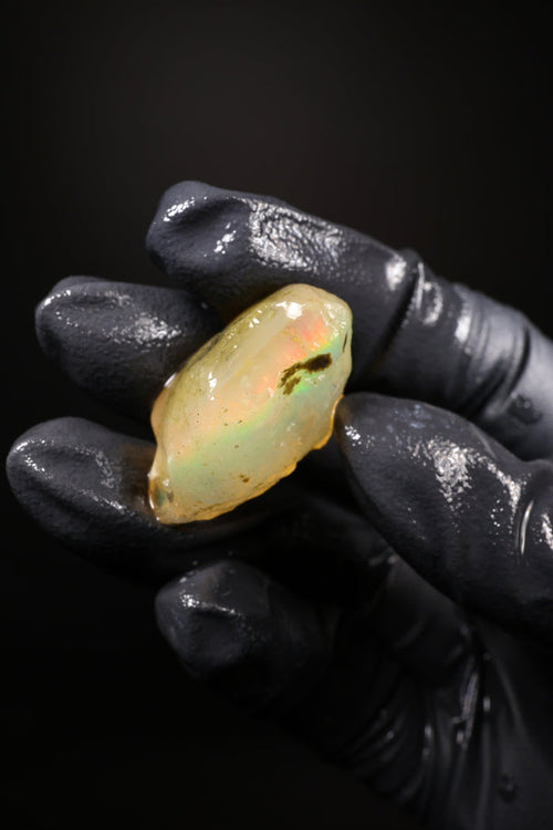 7.70g Rough Ethiopian Welo Specimen Opal