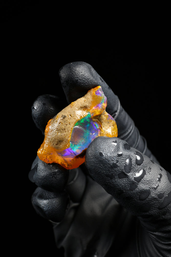 8.07g Rough Ethiopian Welo Specimen Opal