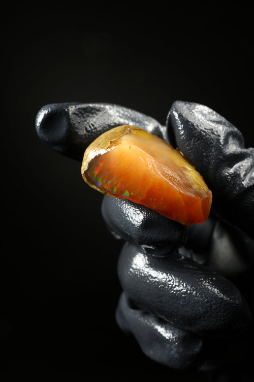 9.02g Rough Ethiopian Welo Specimen Opal
