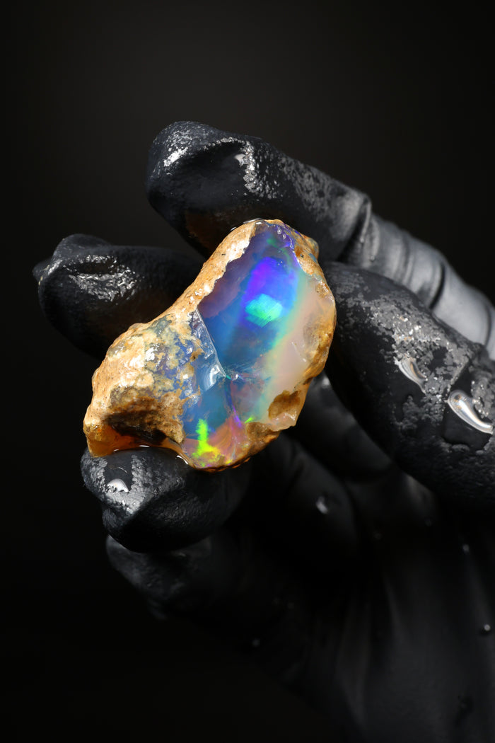 9.55g Rough Ethiopian Welo Specimen Opal