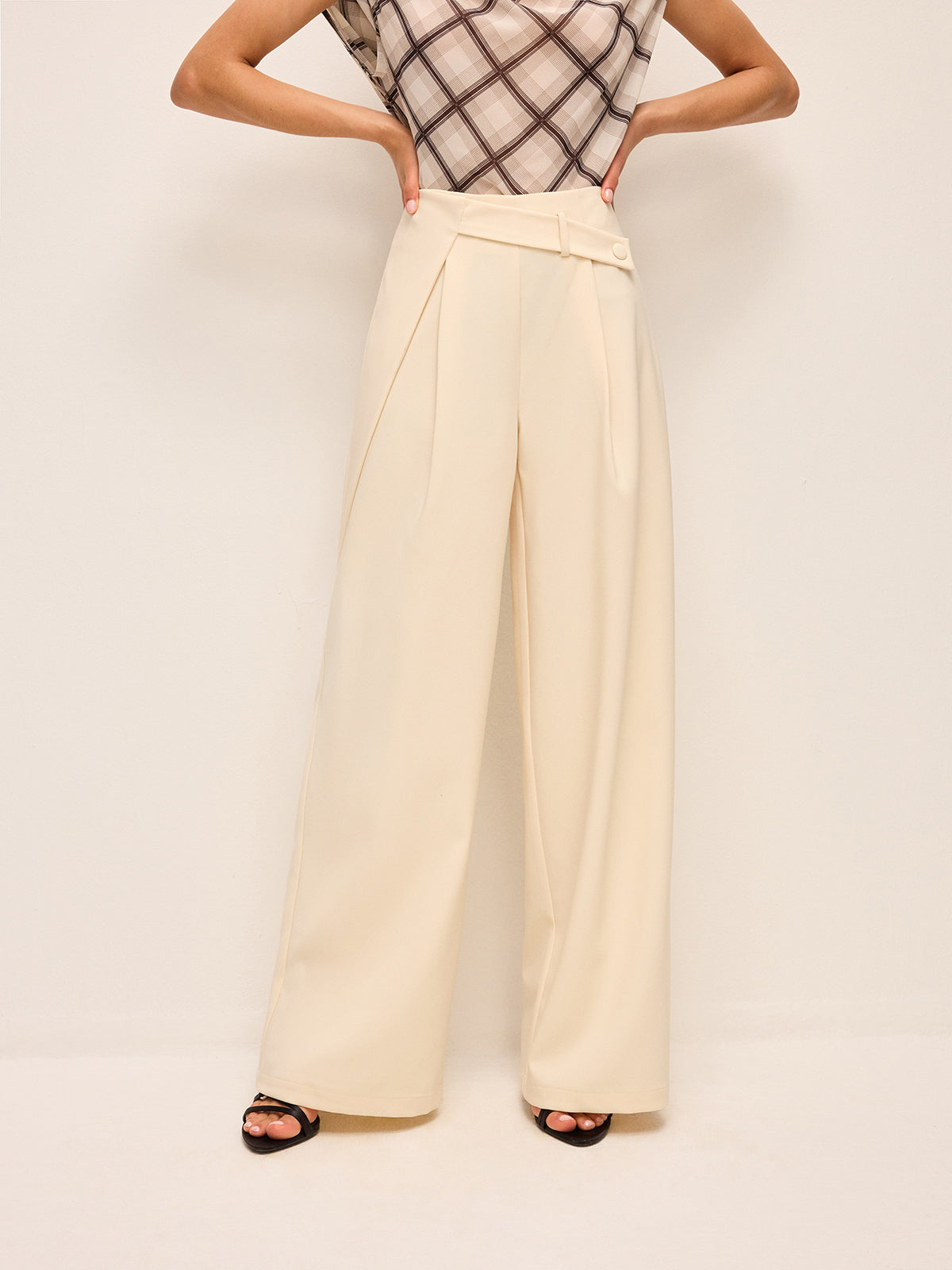 Mid-Waisted Wide-Leg Pants With Belted Detail