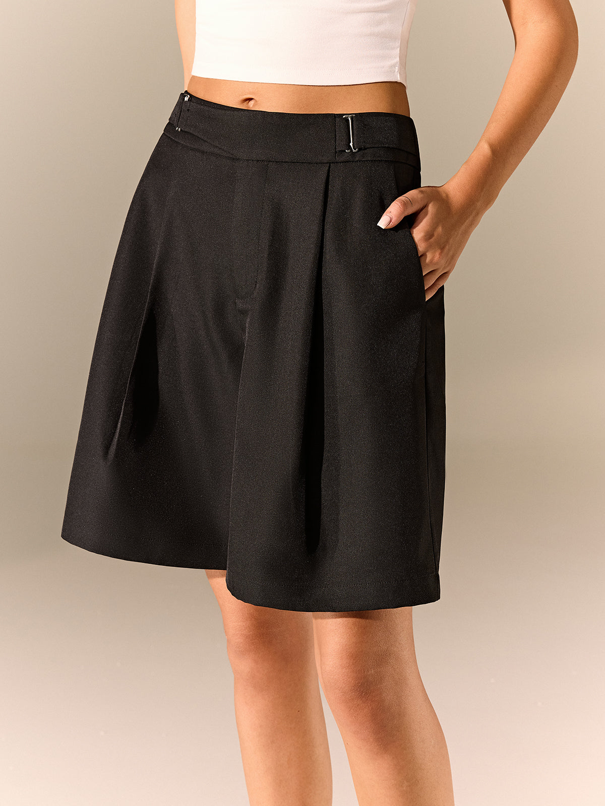 Buckle Detail Mid-Waist Shorts