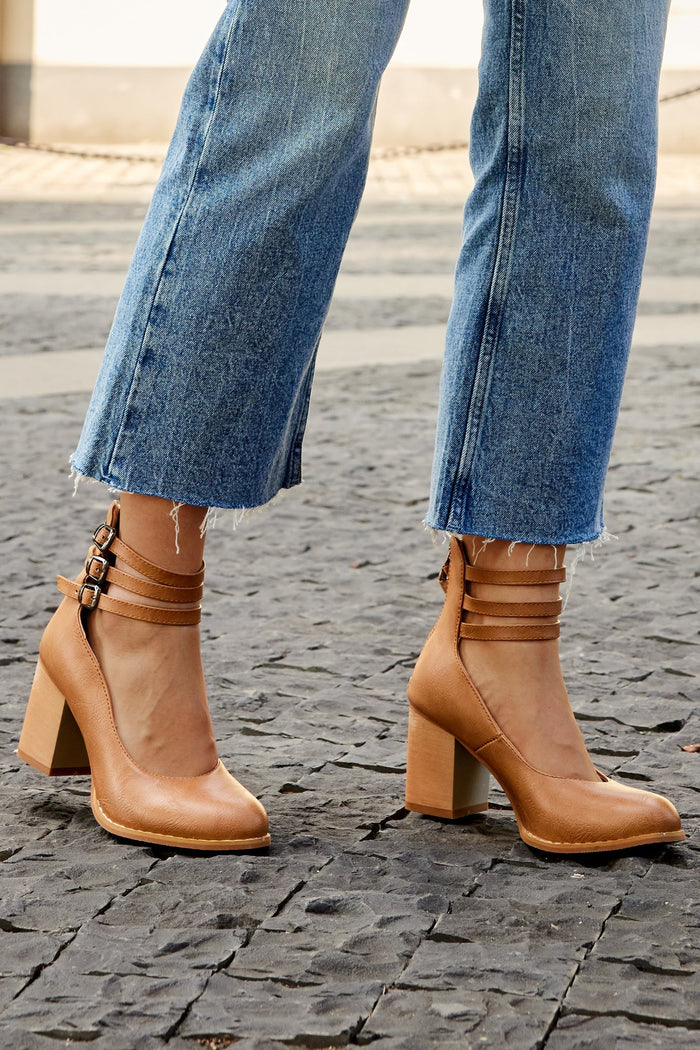 Casilda™ | Smooth Sandals with Ankle Strap and Thick Heel