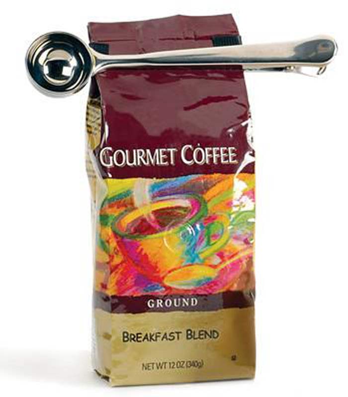 Scoop and Clip Coffee Gadget