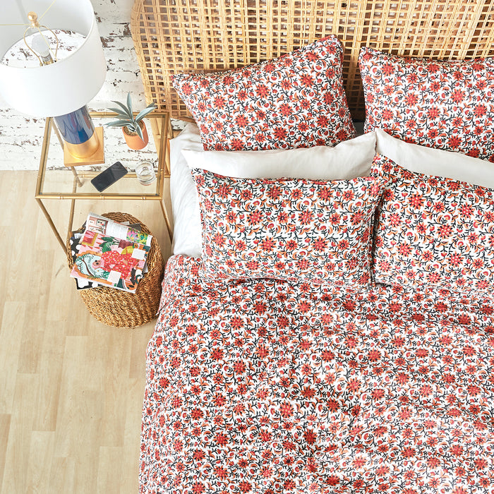 A Colley Quilt displayed on a made bed.