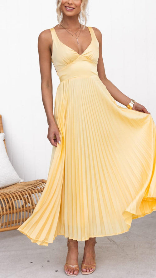 Eileen™ | Pleated V-Neck Maxi Dress