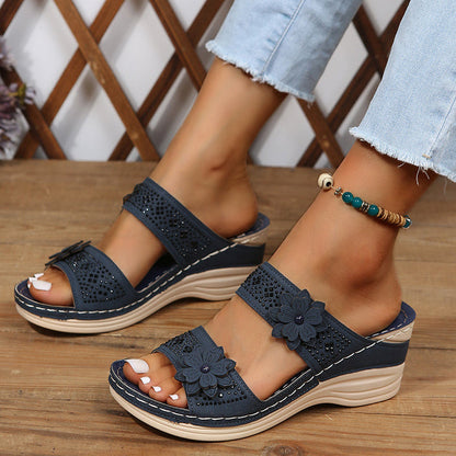 Navy Blue / 5.5