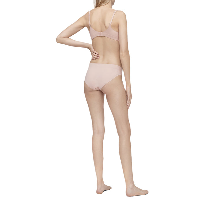 Liquid Touch Push-up Plunge Bra