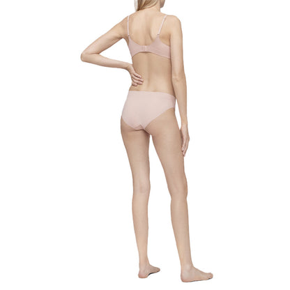 Liquid Touch Push-up Plunge Bra