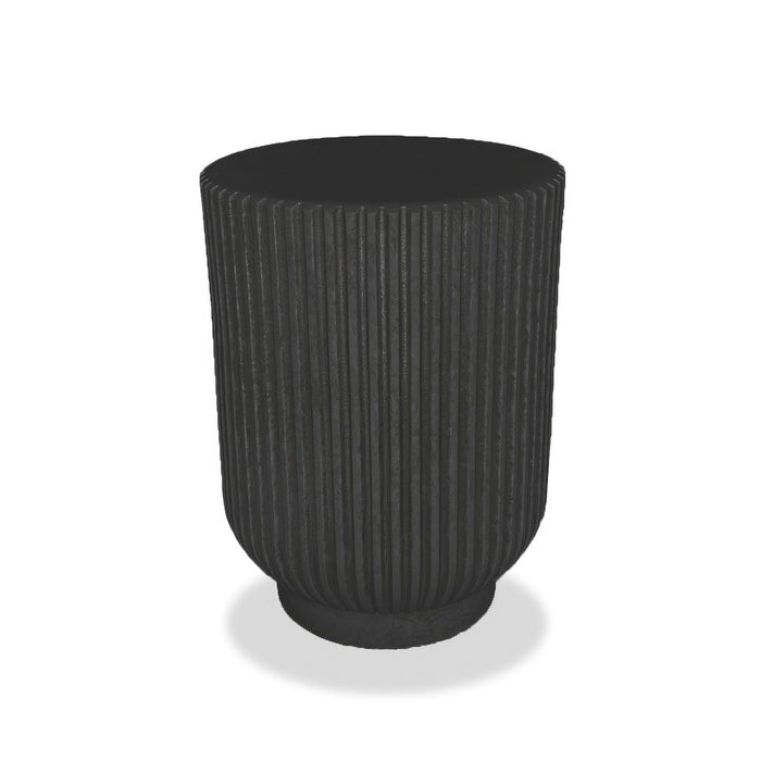 Onyx 16" Round End Table - SAVE 50% - Aluminum - - Greathouse