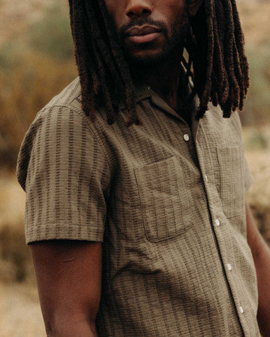The Conrad Shirt in Fatigue Olive Dobby