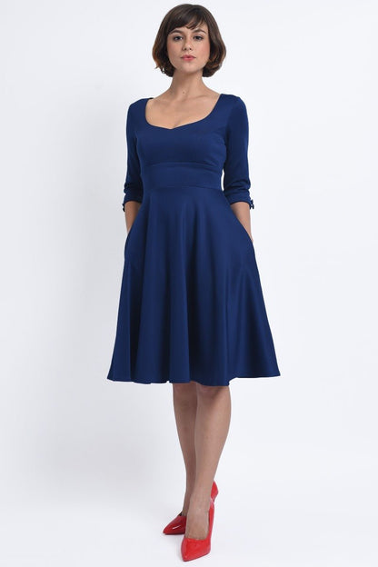 Debra Long Sleeves Stretchy Dress in Navy