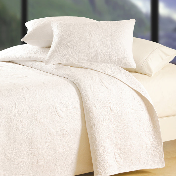 A White Shell Matelasse.