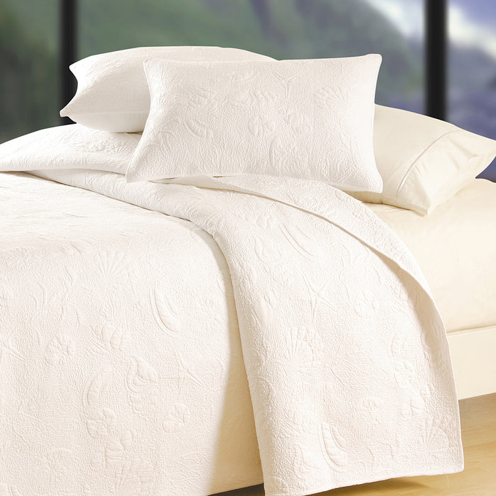 A White Shell Matelasse.